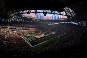 英媒:NFL伦敦赛再登热刺主场,多功能球场成球队豪购转会资金底气