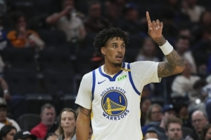 11号秀！伦德博格赛季前3场场均18.7分8.3篮板4.3助攻