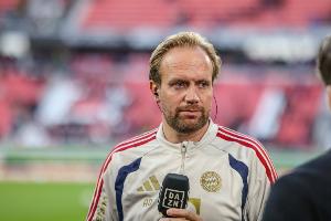 丹克斯：孔帕尼情况稳定且每天都在好转 并未和他沟通今天的比赛
