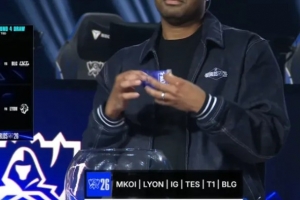 HLE签太差了！韩网：T1可别像BLG去年一样吐出来！