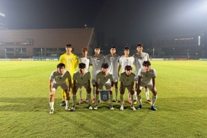中国青少年足球联赛男子U20组：上海申花客场1-1深圳新鹏城