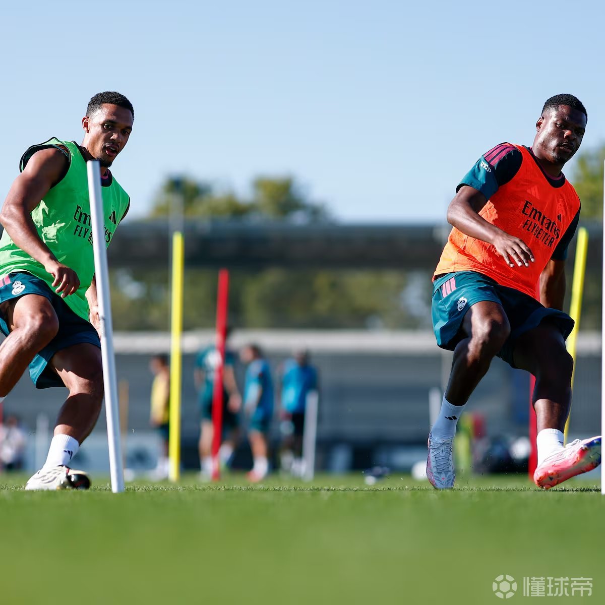标准列日VS沙勒罗瓦_标准列日VS沙勒罗瓦精彩视频_比甲免费高清
