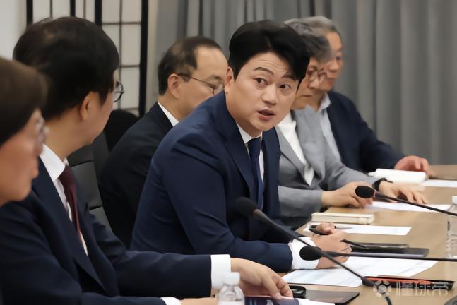 比达耶路撒冷欧伦U19VS夏普尔尼尔拉马特沙龙U19_比达耶路撒冷欧伦U19VS夏普尔尼尔拉马特沙龙U19在线观看_以U19无插件